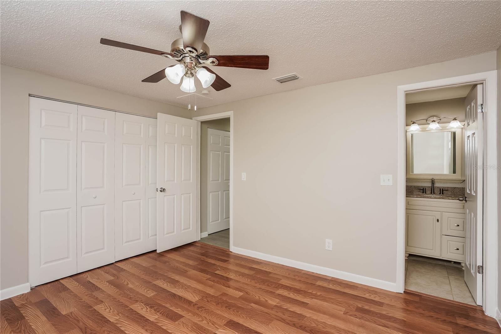 Image 10 of 16 For 16003 Woodpine Drive