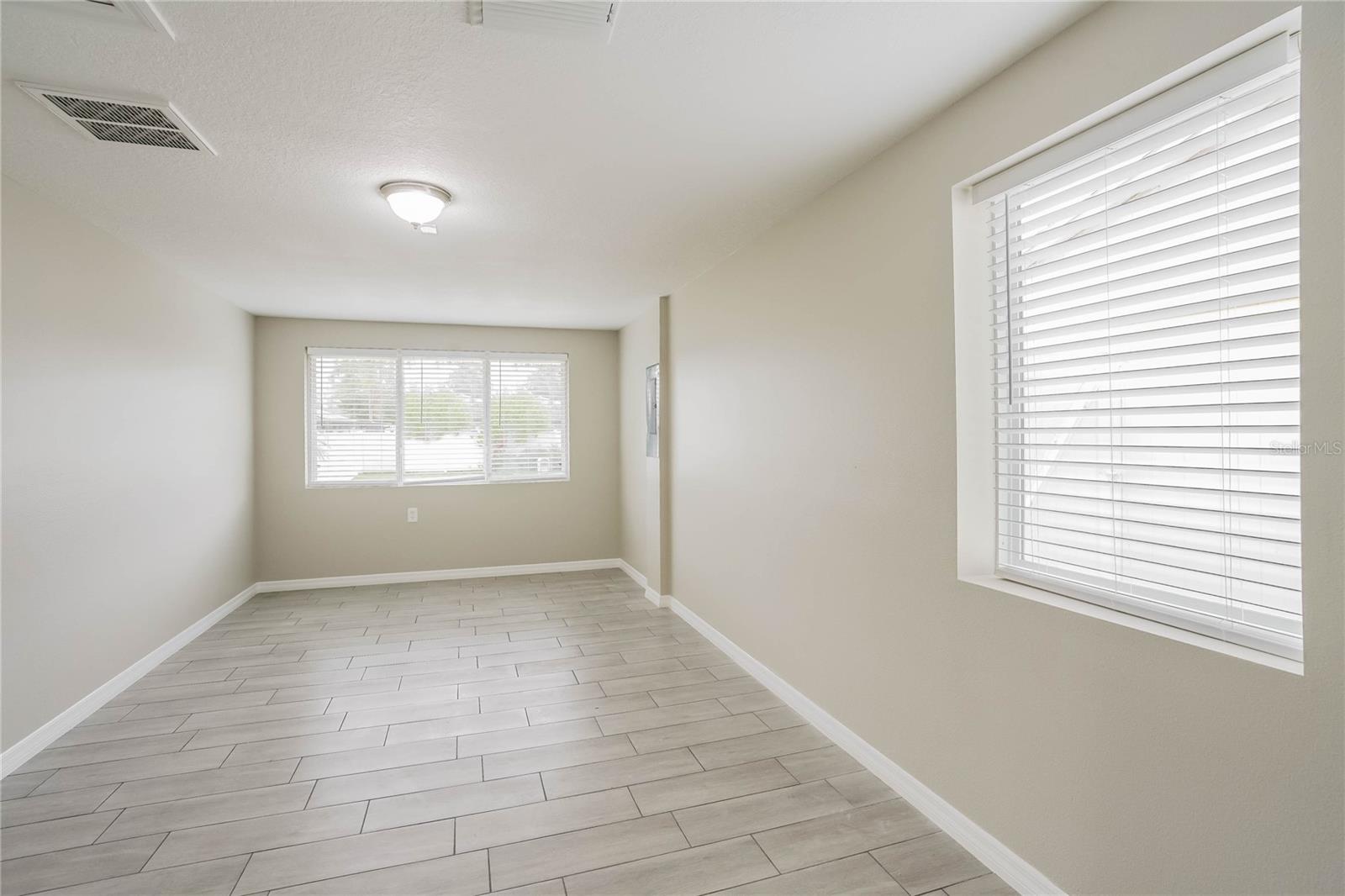 Image 14 of 16 For 16003 Woodpine Drive