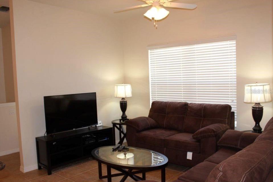 Image 4 of 14 For 2746 Oakwater Drive 102