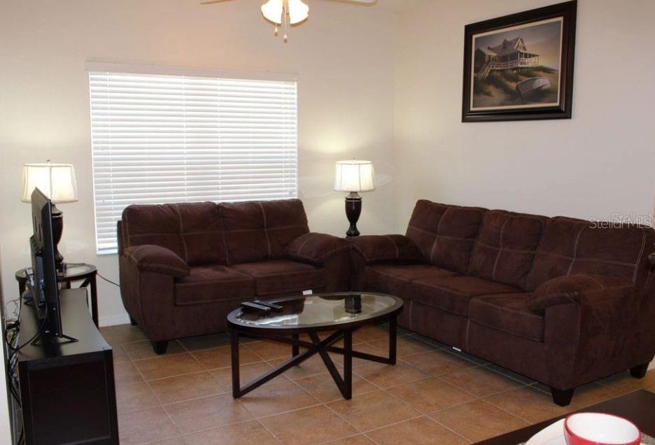 Image 5 of 14 For 2746 Oakwater Drive 102