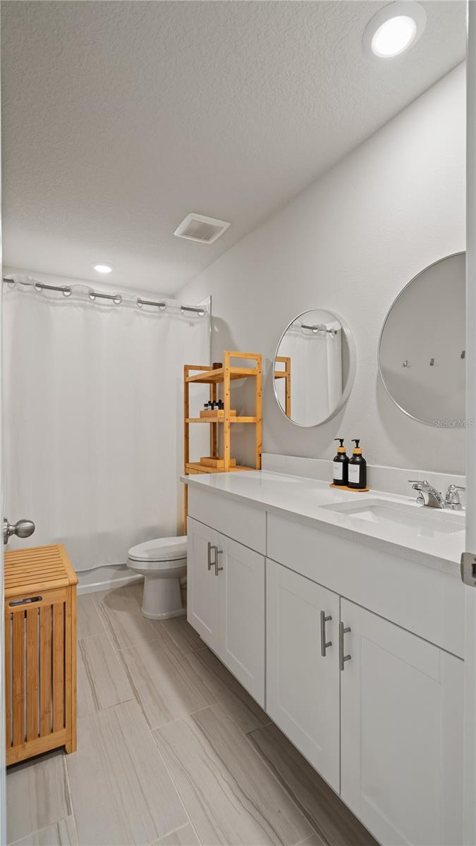 Image 19 of 70 For 5291 Meredrew Lane