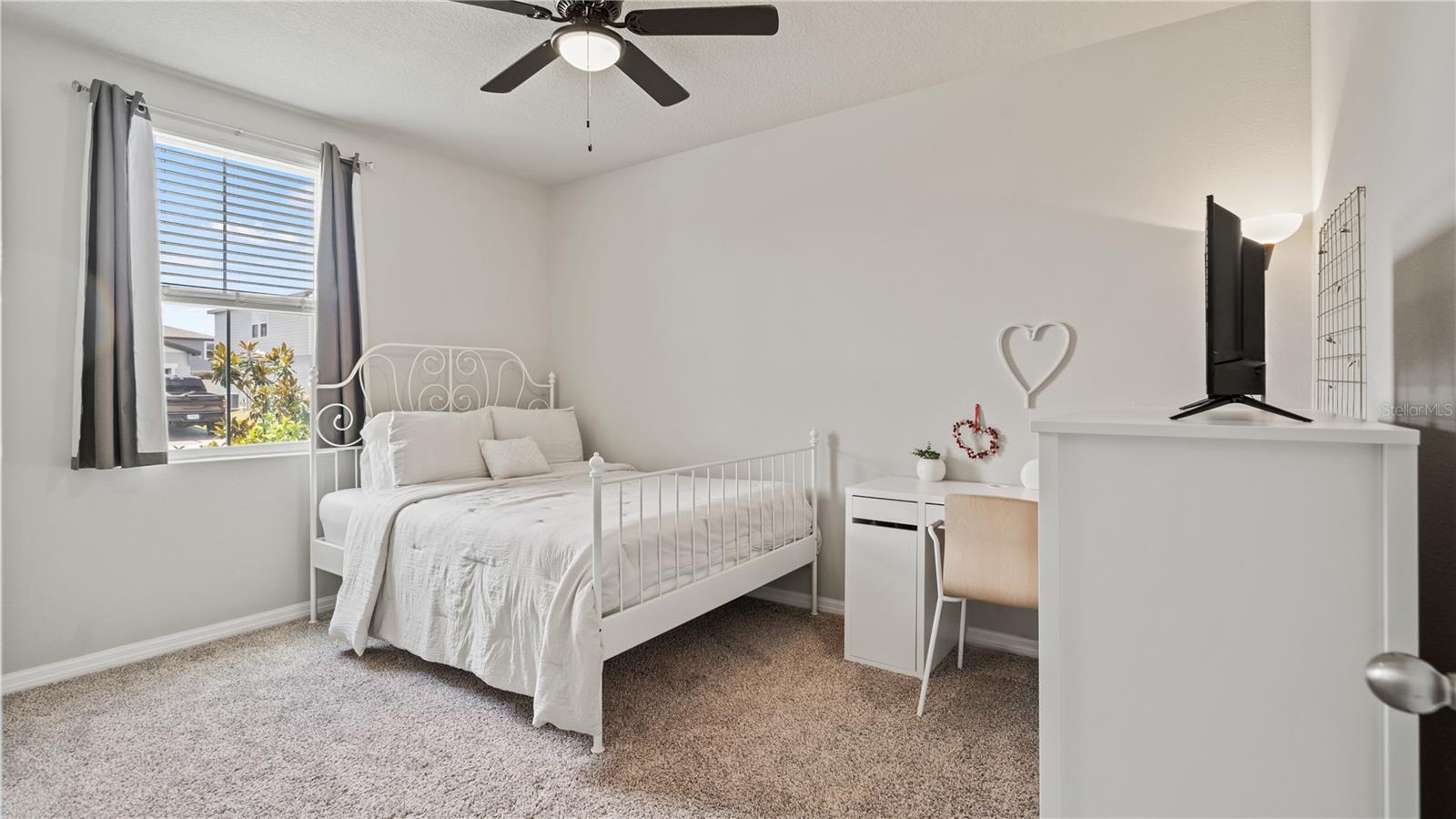 Image 8 of 70 For 5291 Meredrew Lane