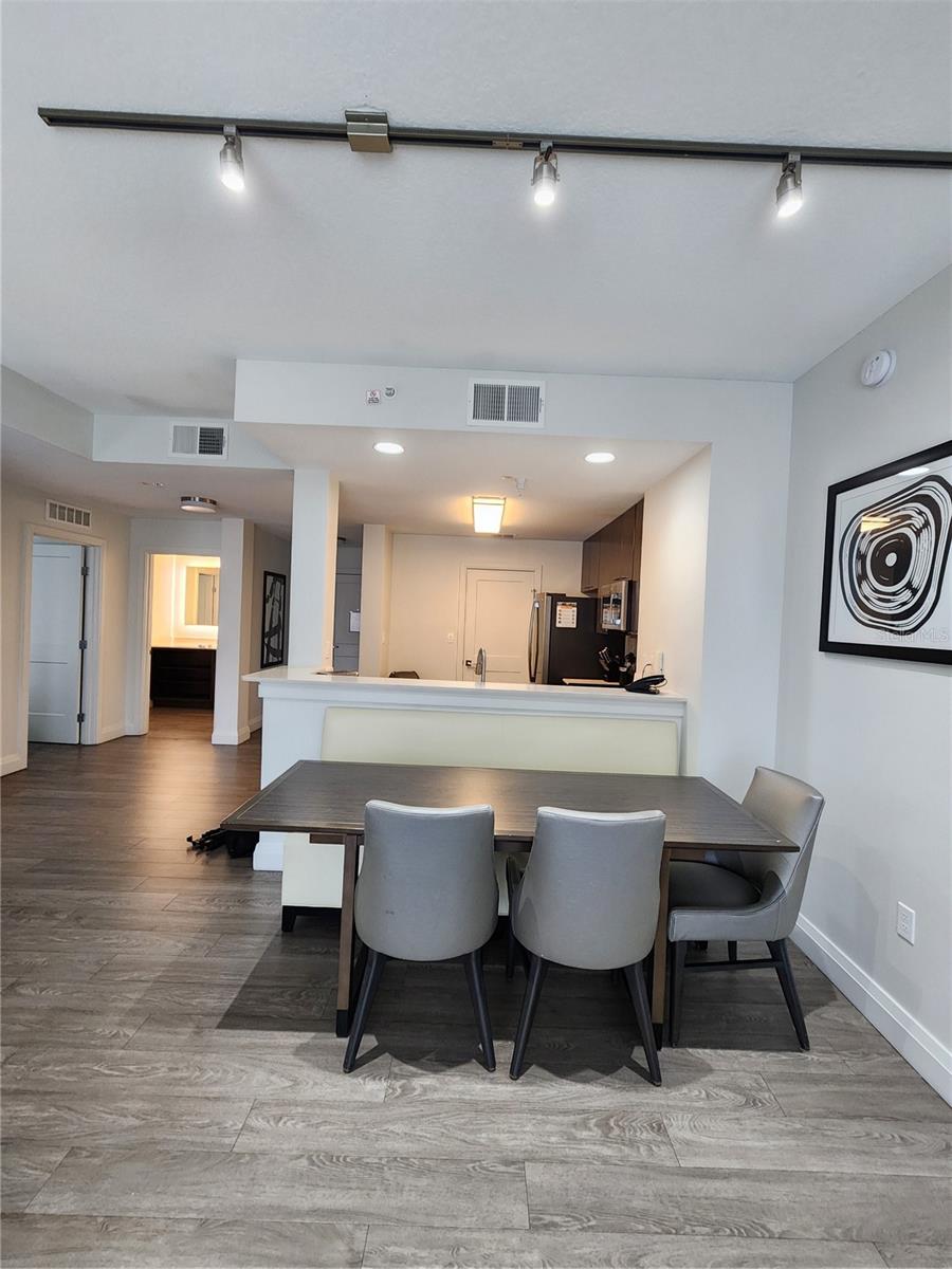 Image 6 of 14 For 14501 Grove Resort Ave  3737