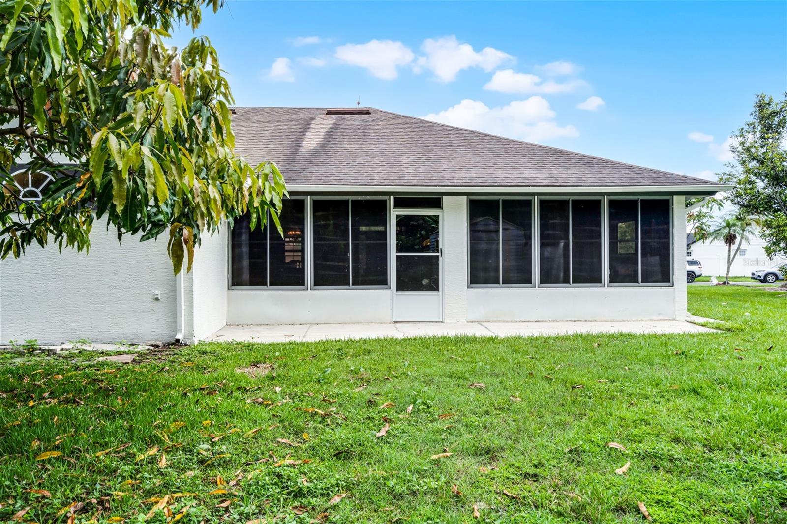 Listing photo id 49 for 2888 Middleton Circle