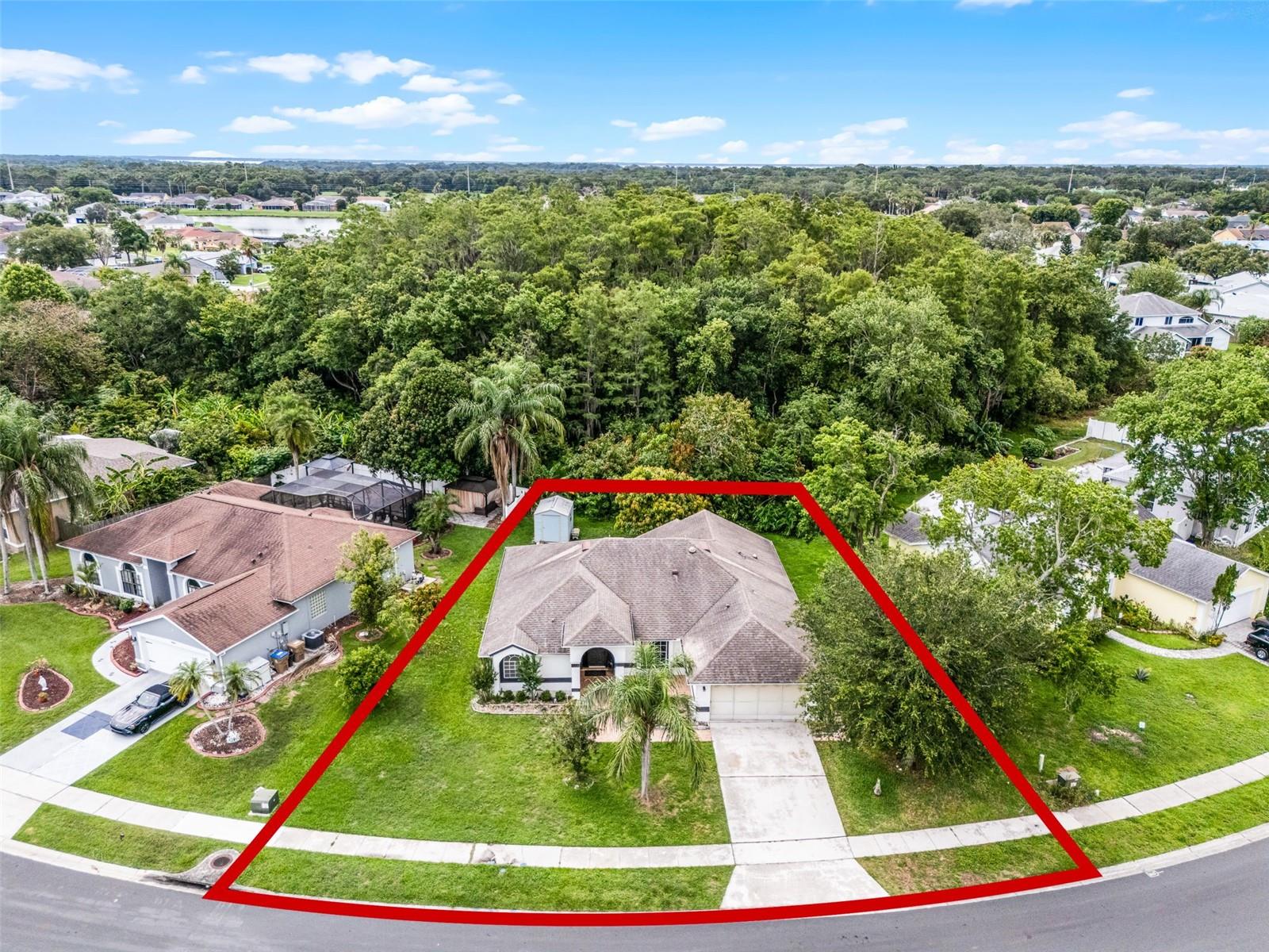 Listing photo id 64 for 2888 Middleton Circle