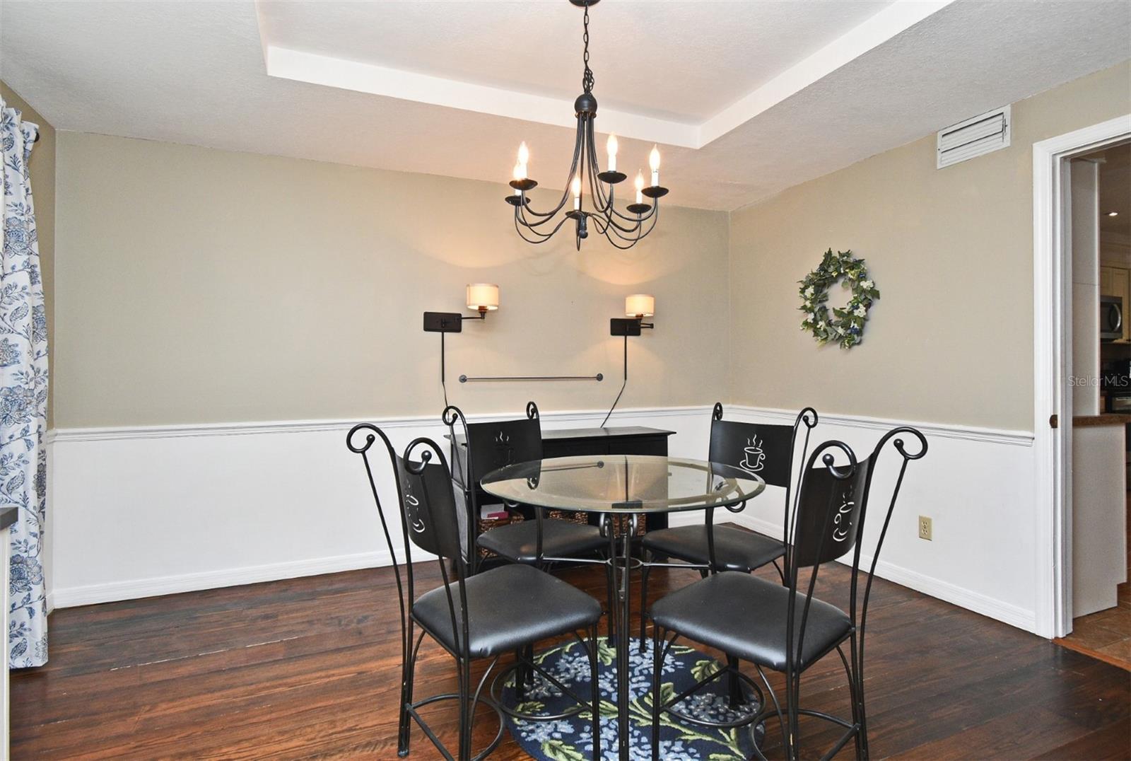 Image 10 of 66 For 1462 Mt Laurel Drive