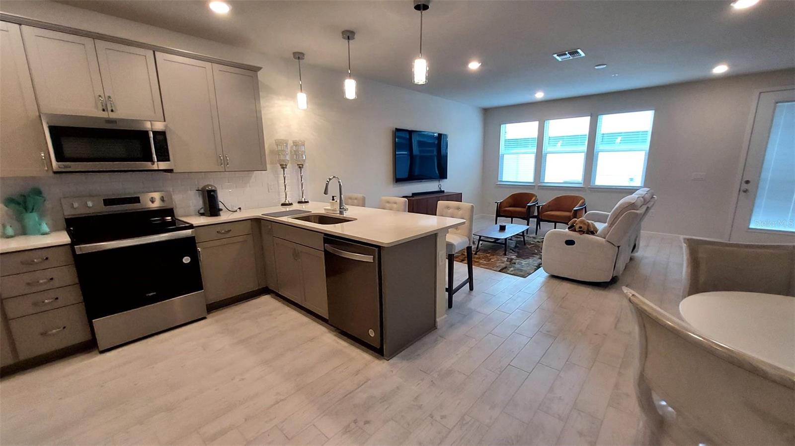 Image 11 of 36 For 14169 Lanikai Beach Drive