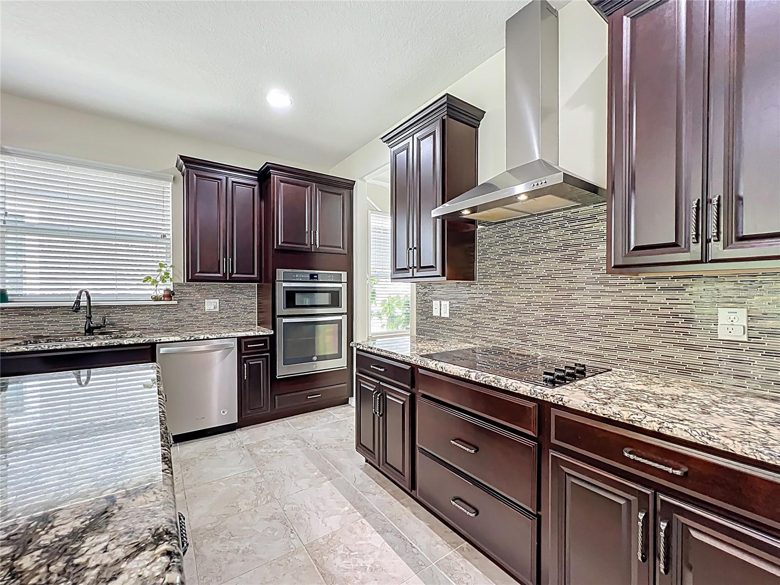Image 18 of 90 For 8054 Bushmaster Avenue