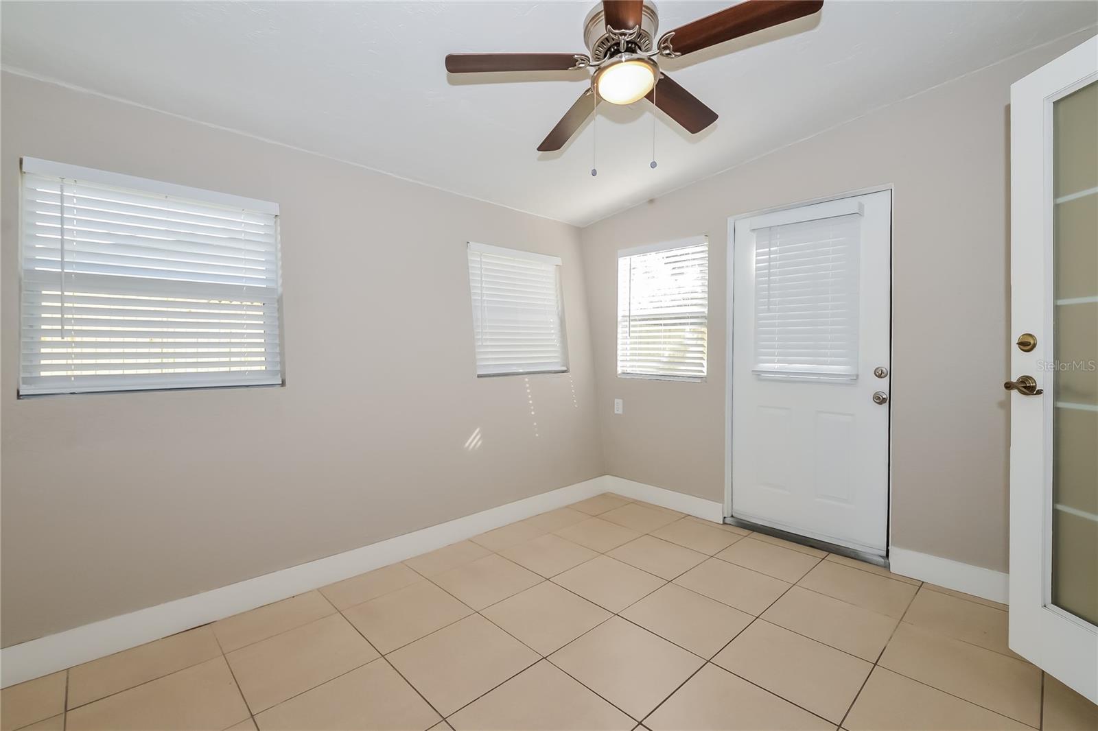 Image 7 of 16 For 3211 21st Avenue Drive W