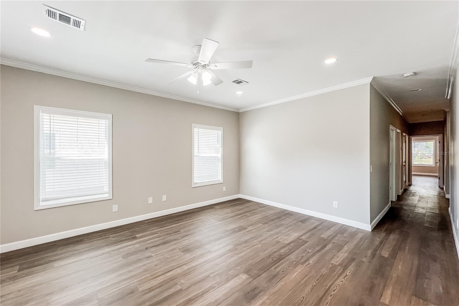 Image 4 of 16 For 1211 22nd Avenue S