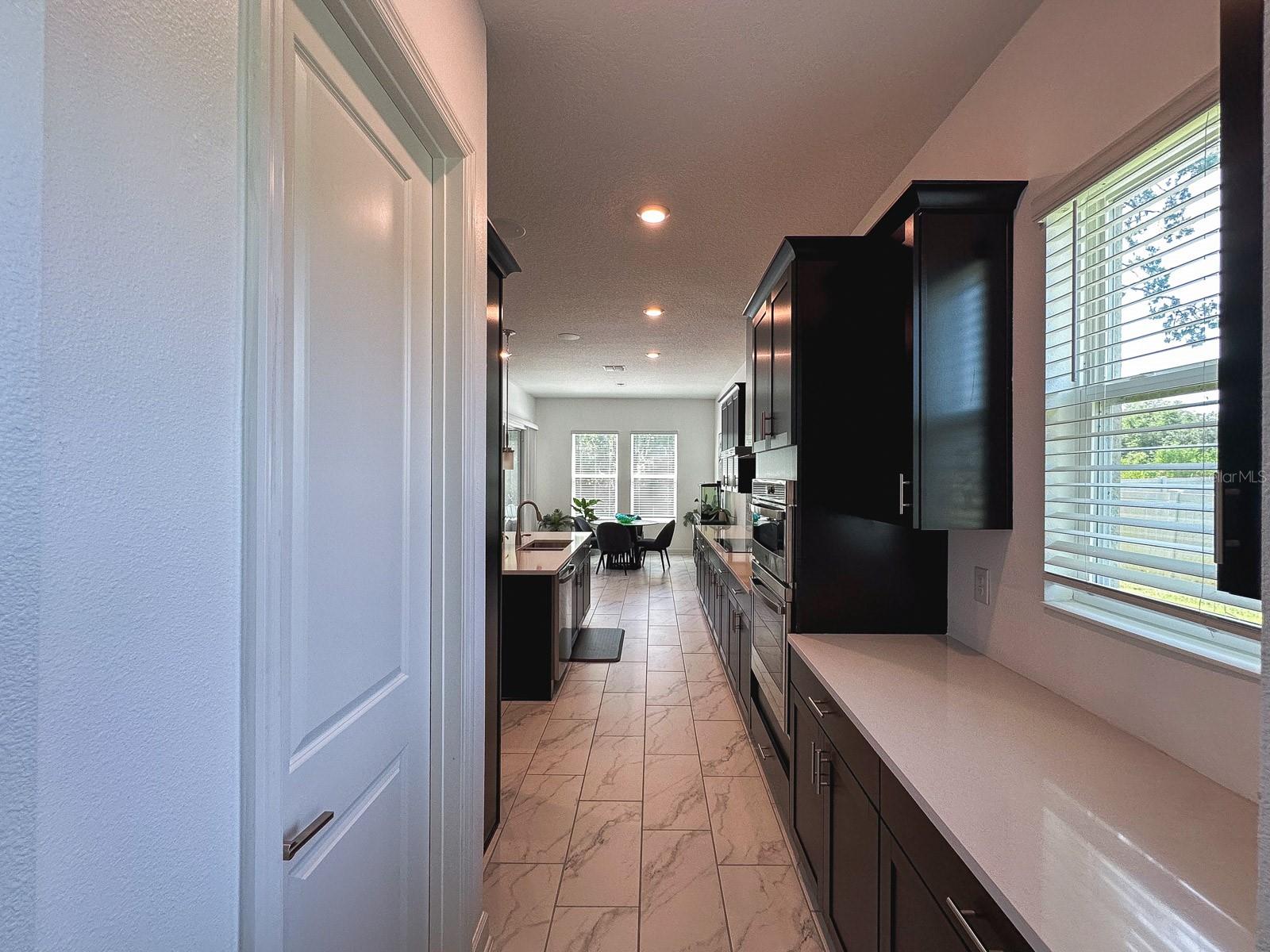 Image 15 of 38 For 5161 Kingwell Circle