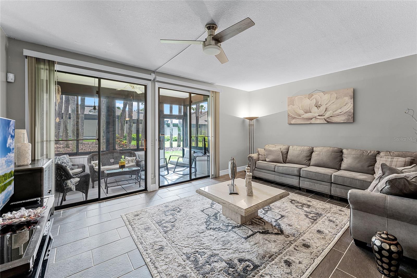 Image 3 of 26 For 658 Lake Villas Drive