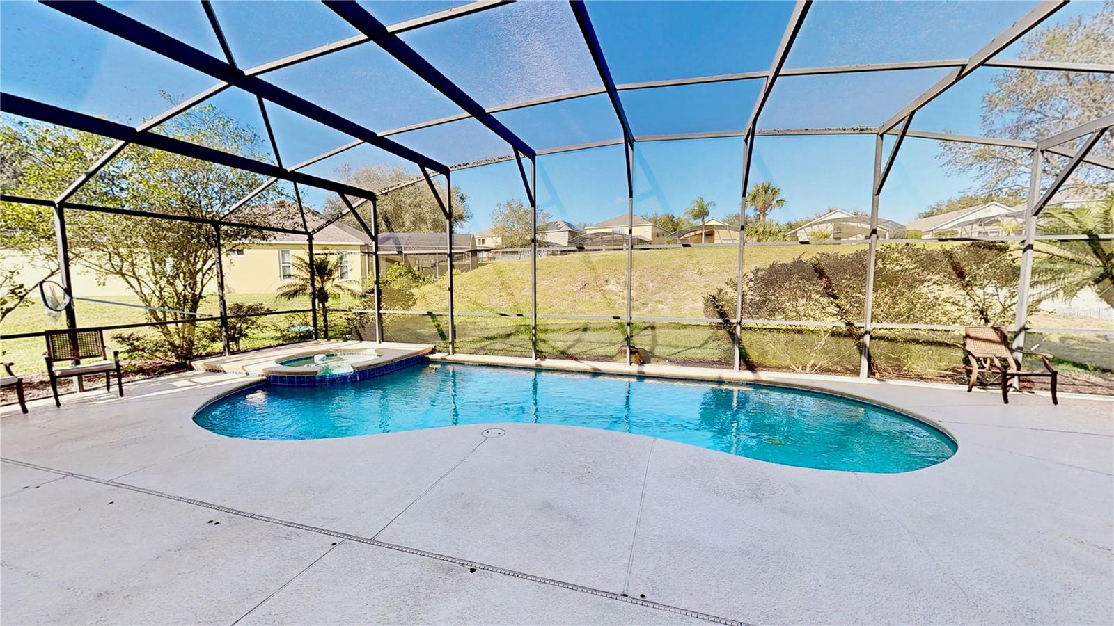 Image 25 of 55 For 8520 La Isla Drive