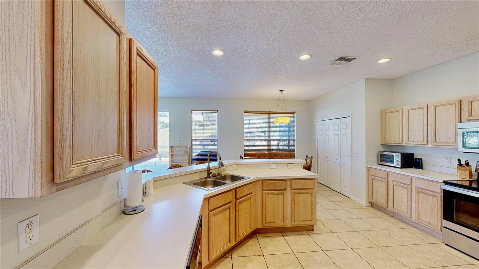 Image 38 of 55 For 8520 La Isla Drive