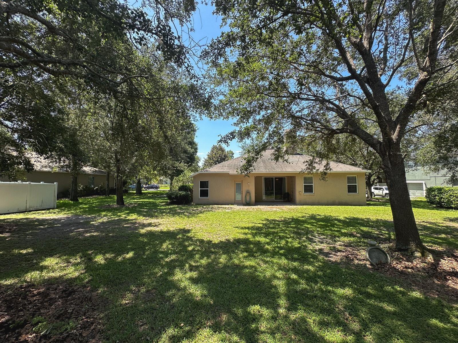 Image 37 of 43 For 2585 Woodside Ridge Drive