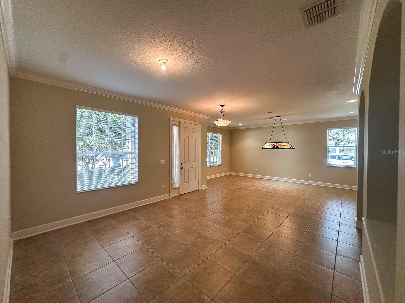 Image 7 of 43 For 2585 Woodside Ridge Drive
