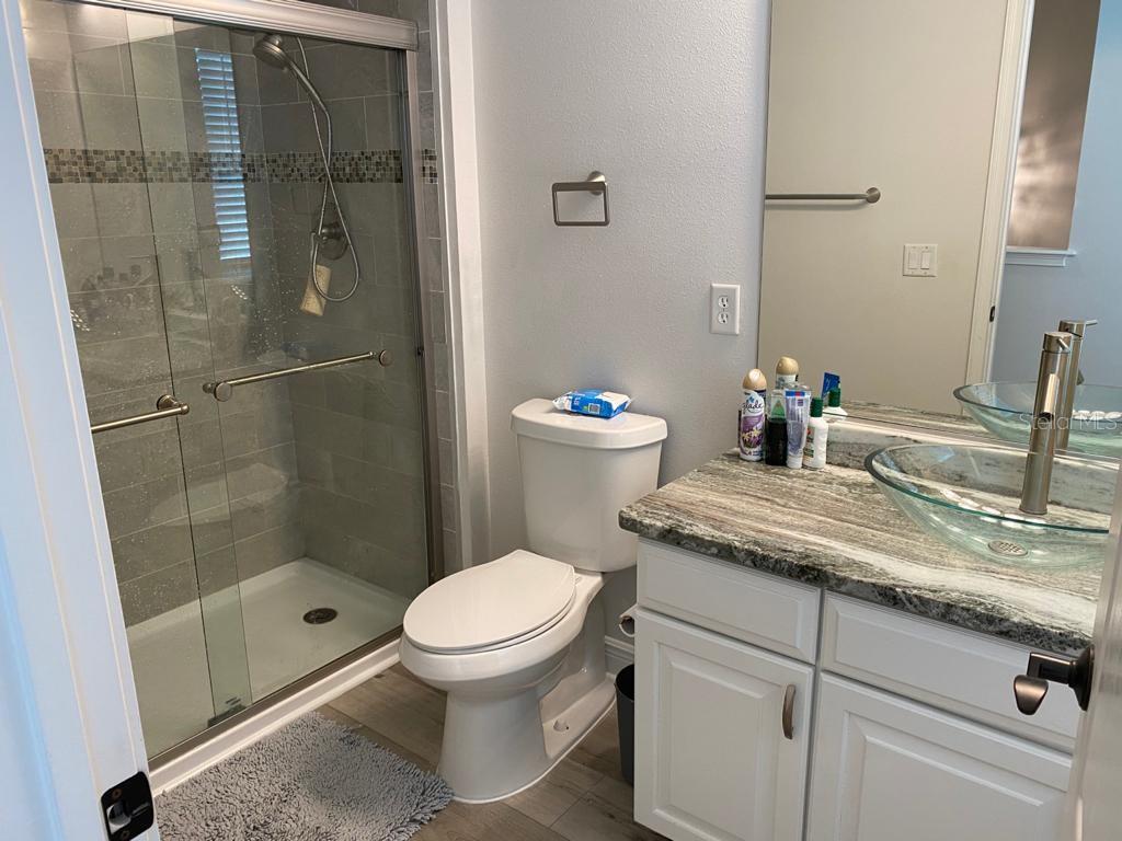 Image 11 of 22 For 7561 Colbury Avenue