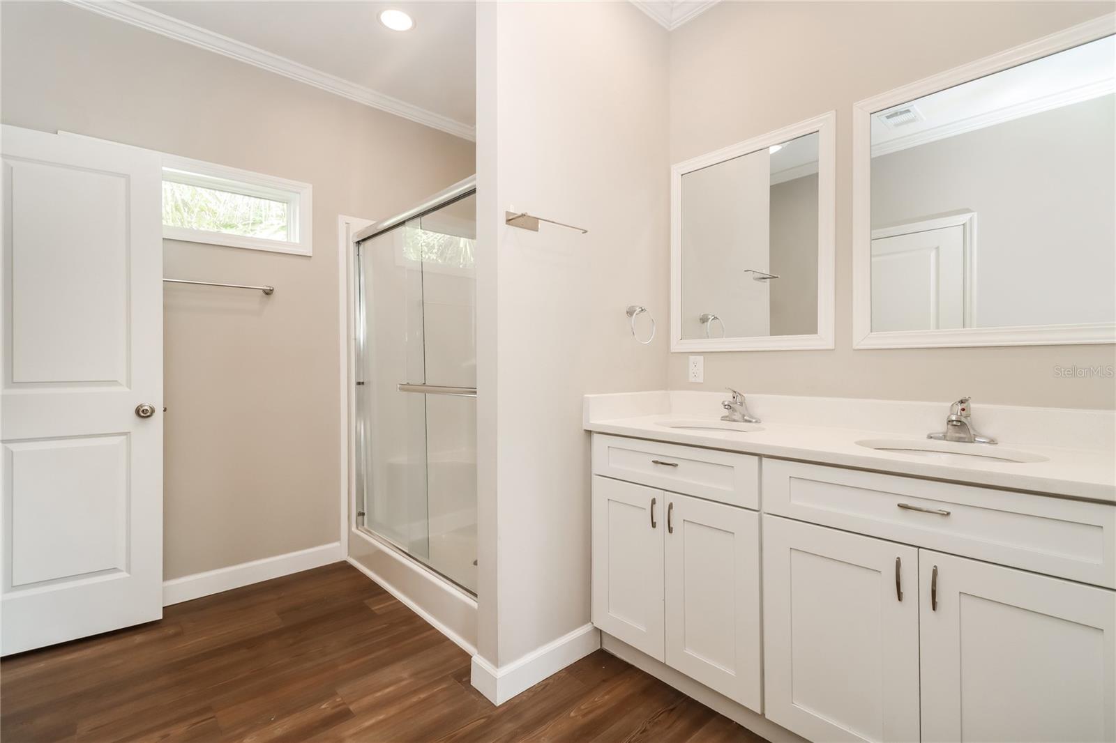 Image 11 of 16 For 1701 16th Avenue S