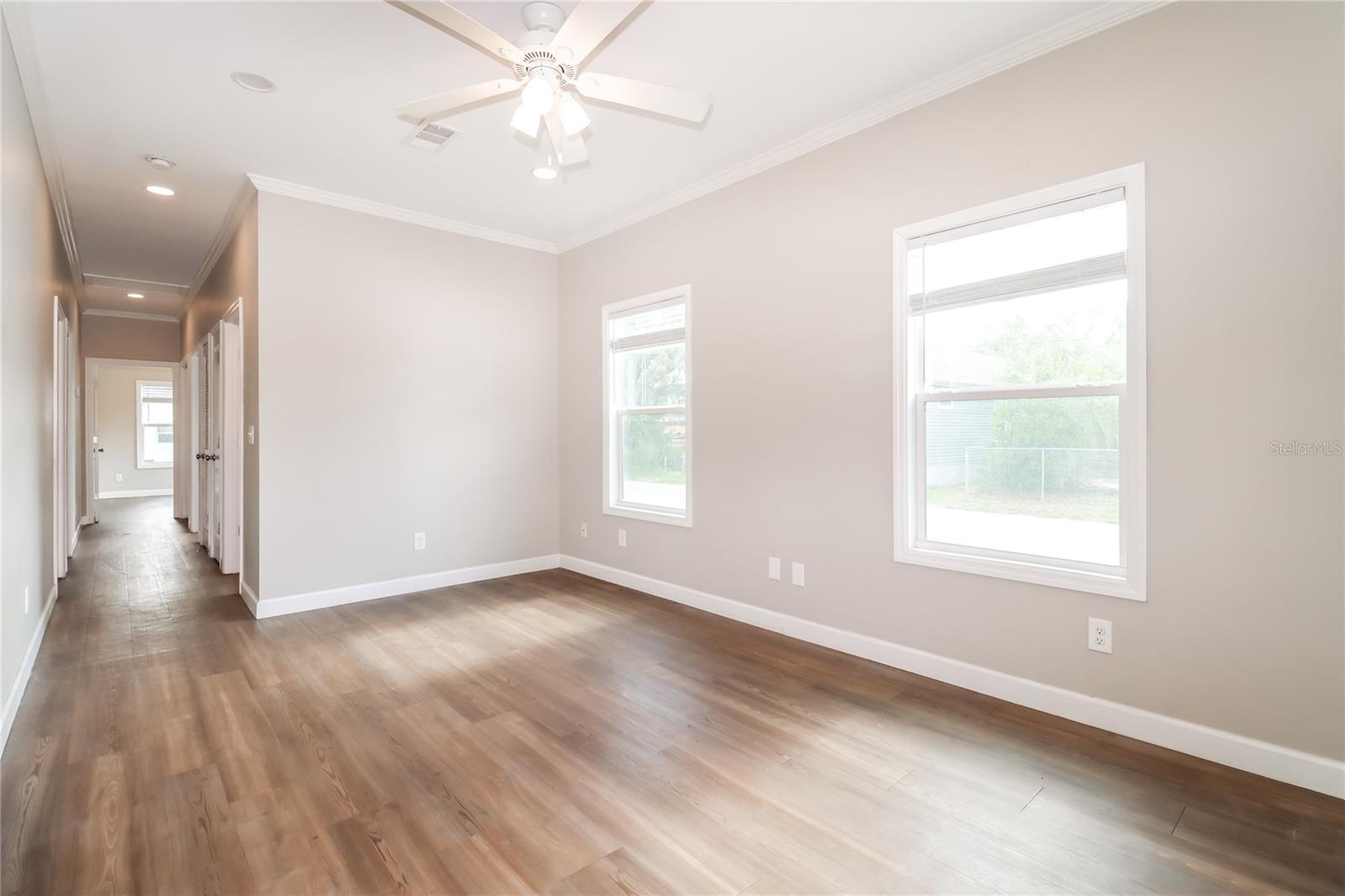 Image 4 of 16 For 1701 16th Avenue S