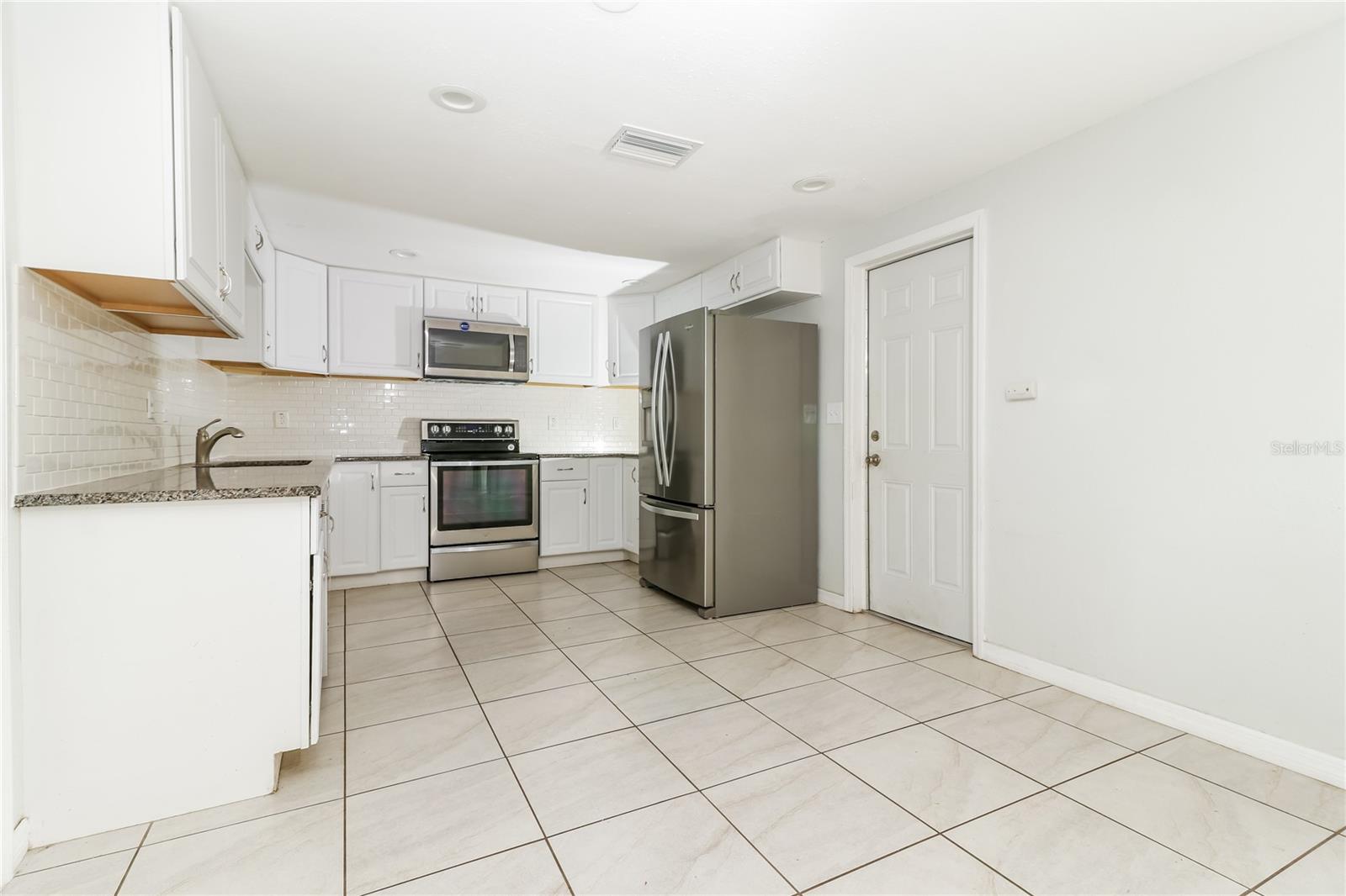 Image 6 of 16 For 5815 Dahlia Avenue