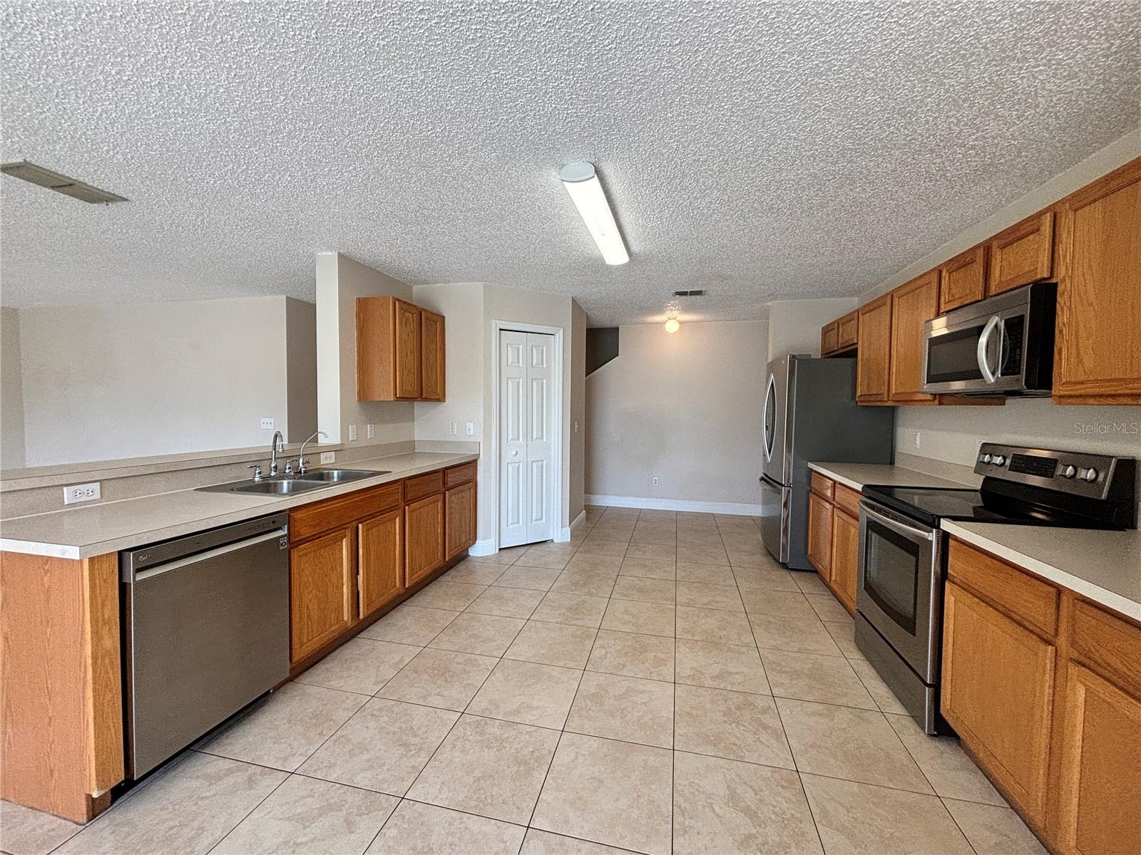Image 14 of 39 For 15133 Moultrie Pointe Road