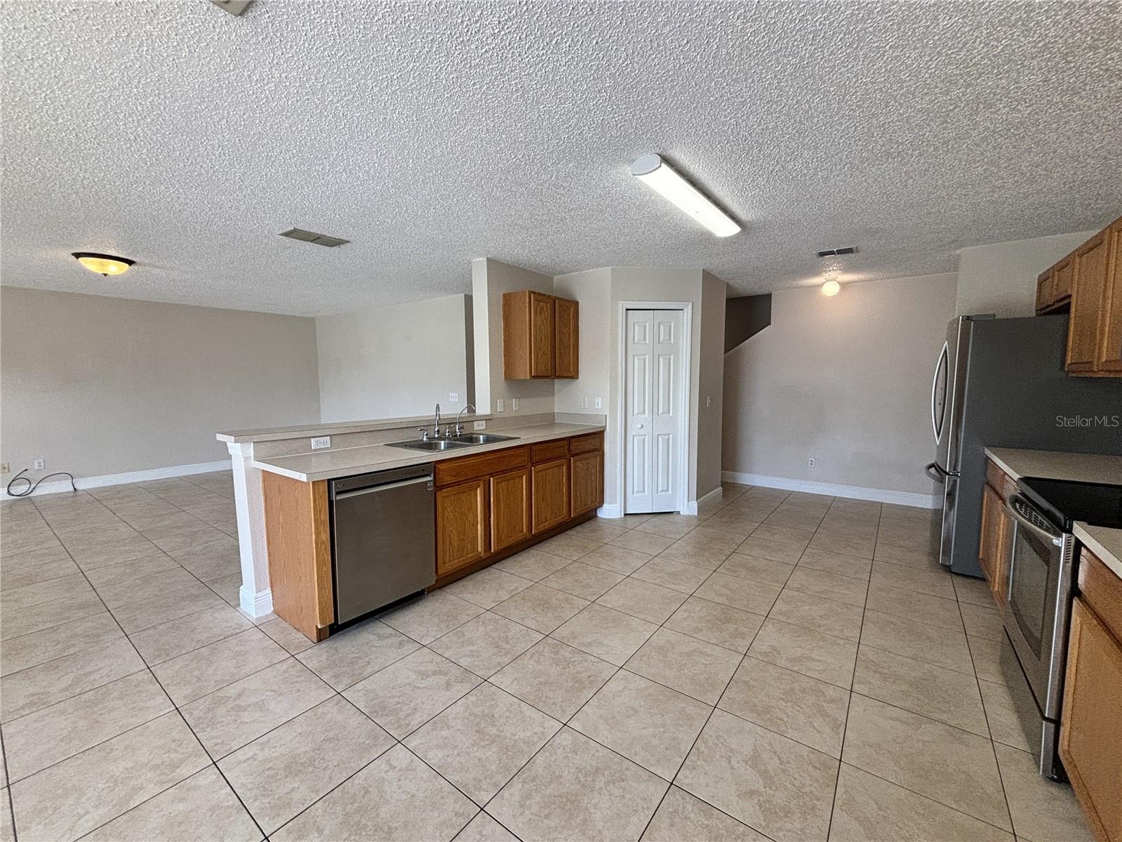 Image 15 of 39 For 15133 Moultrie Pointe Road
