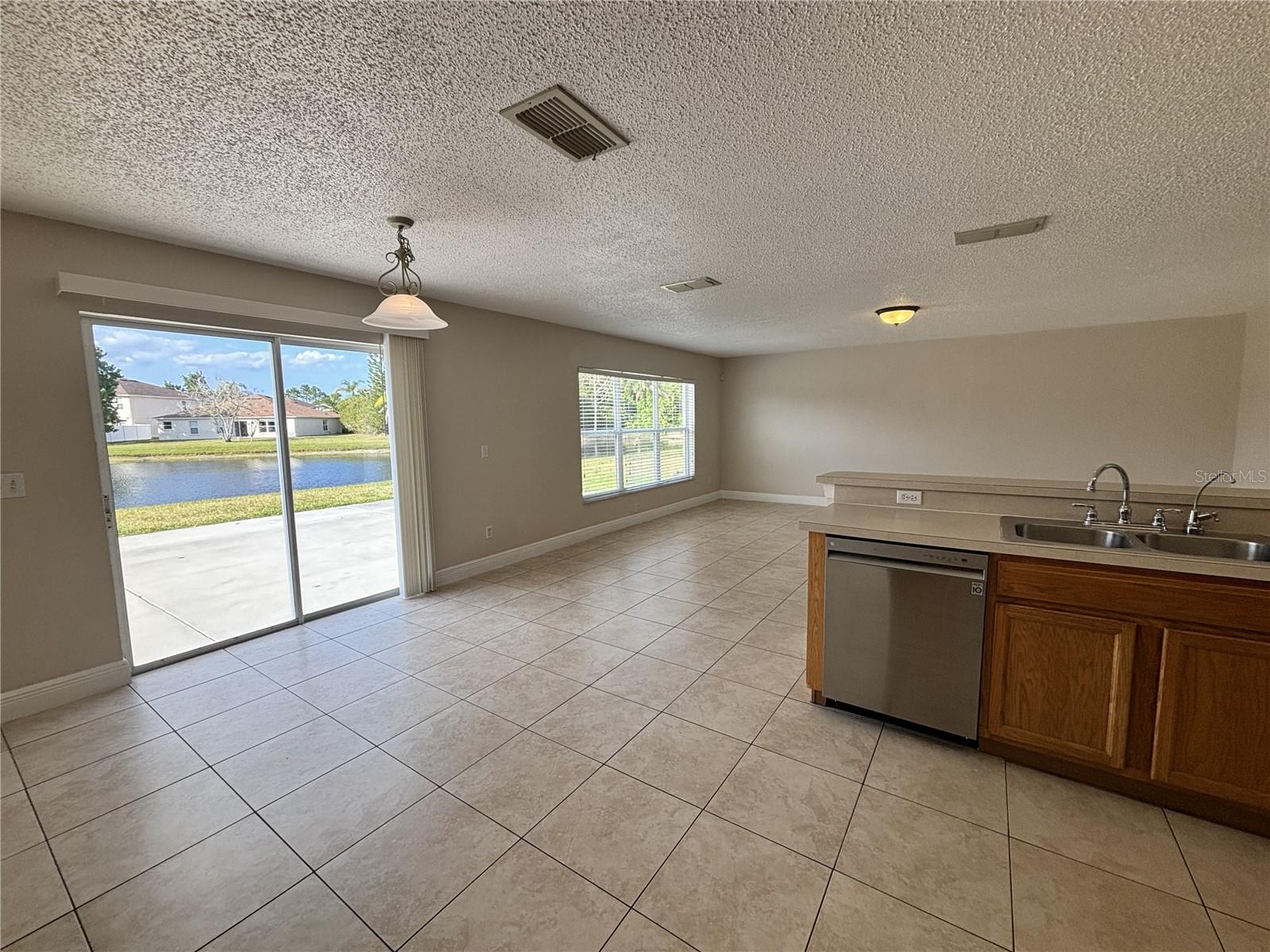 Image 16 of 39 For 15133 Moultrie Pointe Road