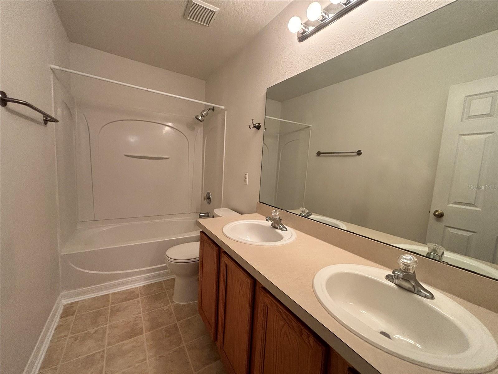 Image 27 of 39 For 15133 Moultrie Pointe Road