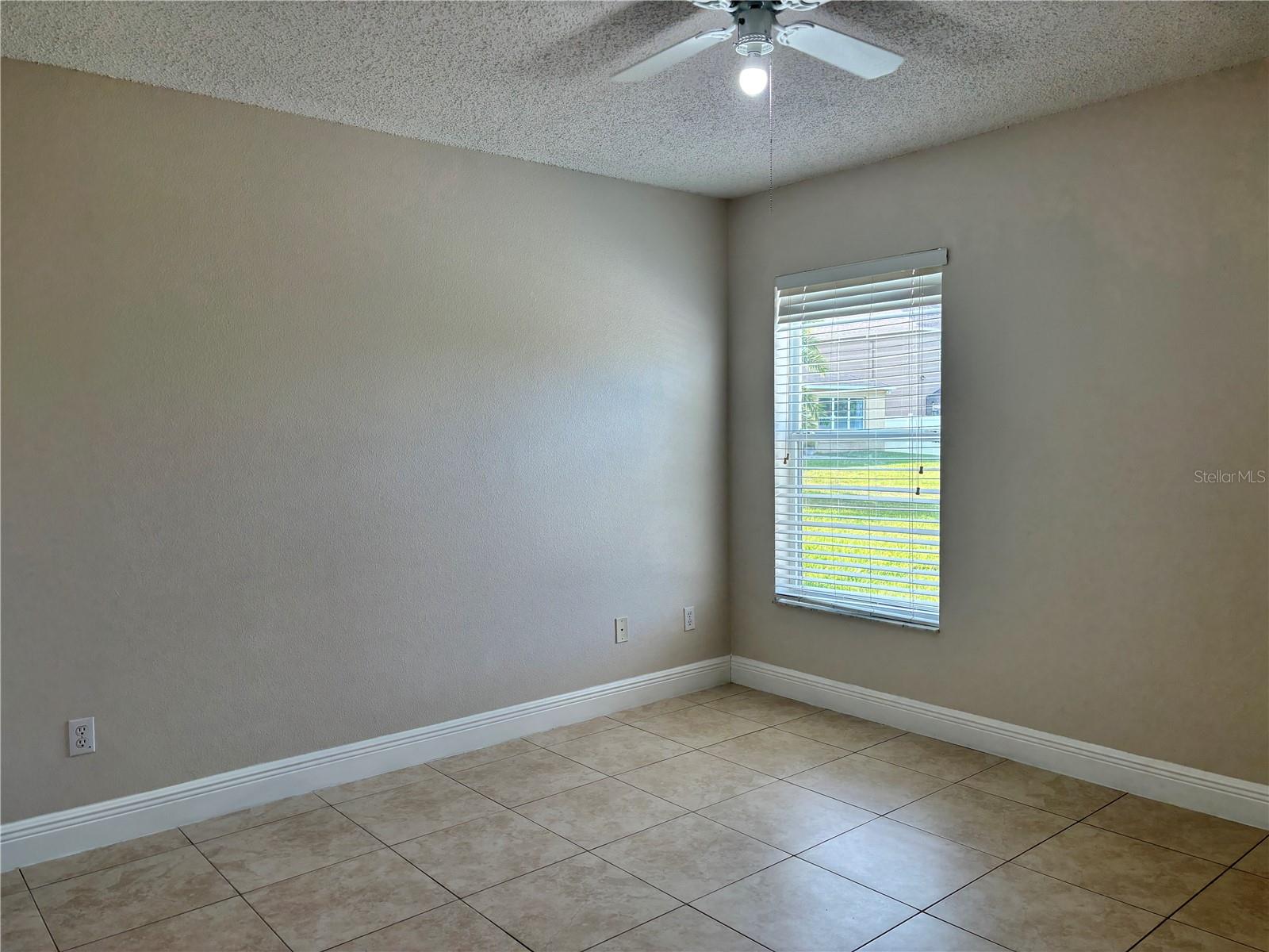 Image 5 of 39 For 15133 Moultrie Pointe Road
