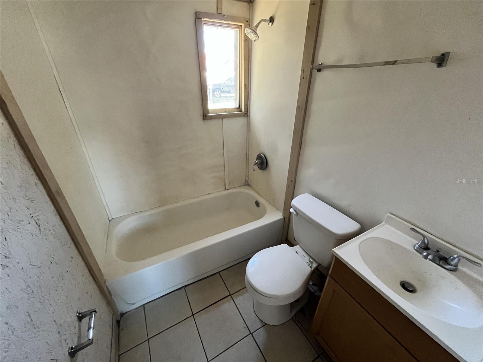 Image 11 of 11 For 8 Lenox Court