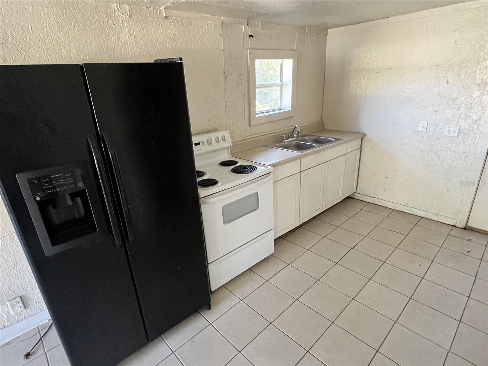 Image 5 of 11 For 8 Lenox Court