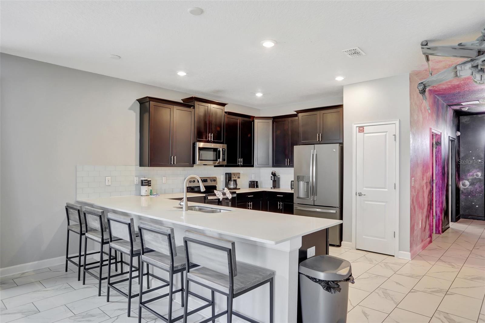 Image 18 of 49 For 1533 Flange Drive