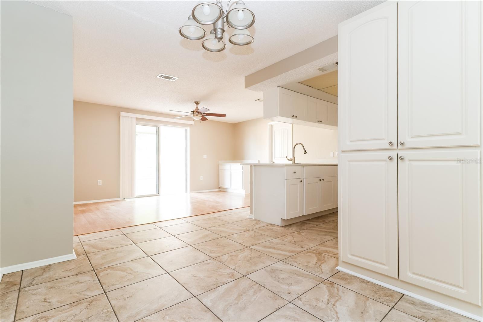Image 5 of 16 For 8120 Blue Finch Way