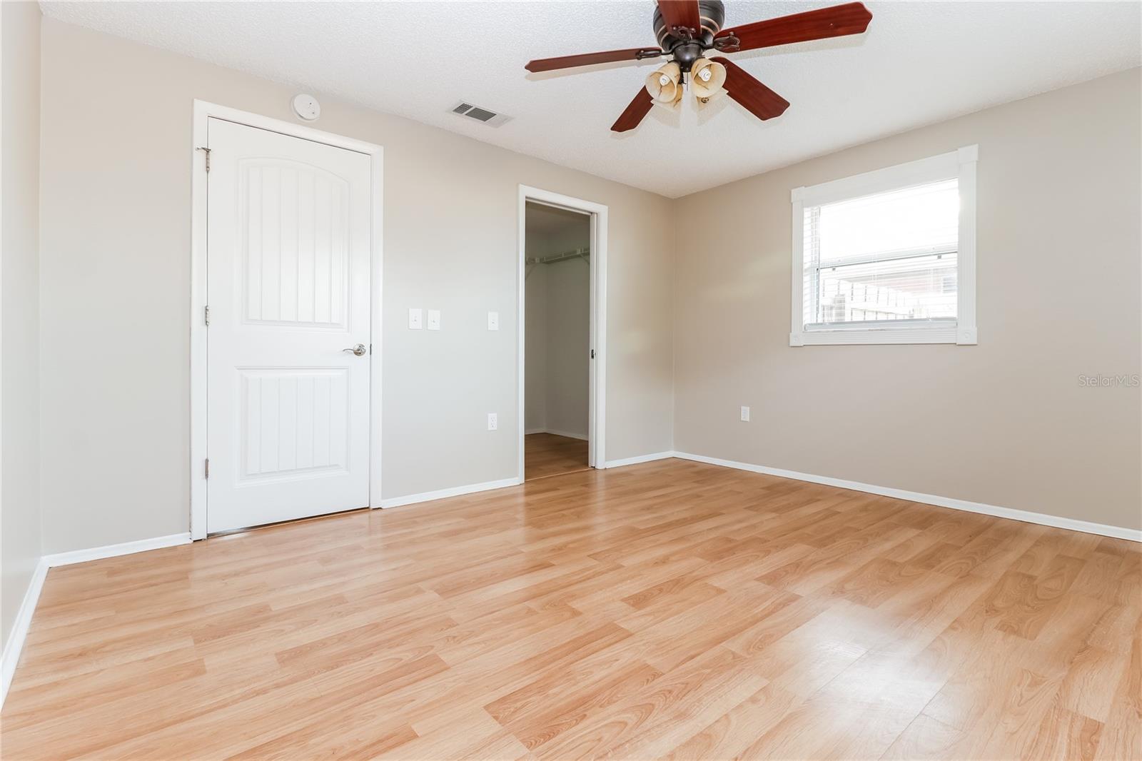 Image 8 of 16 For 8120 Blue Finch Way