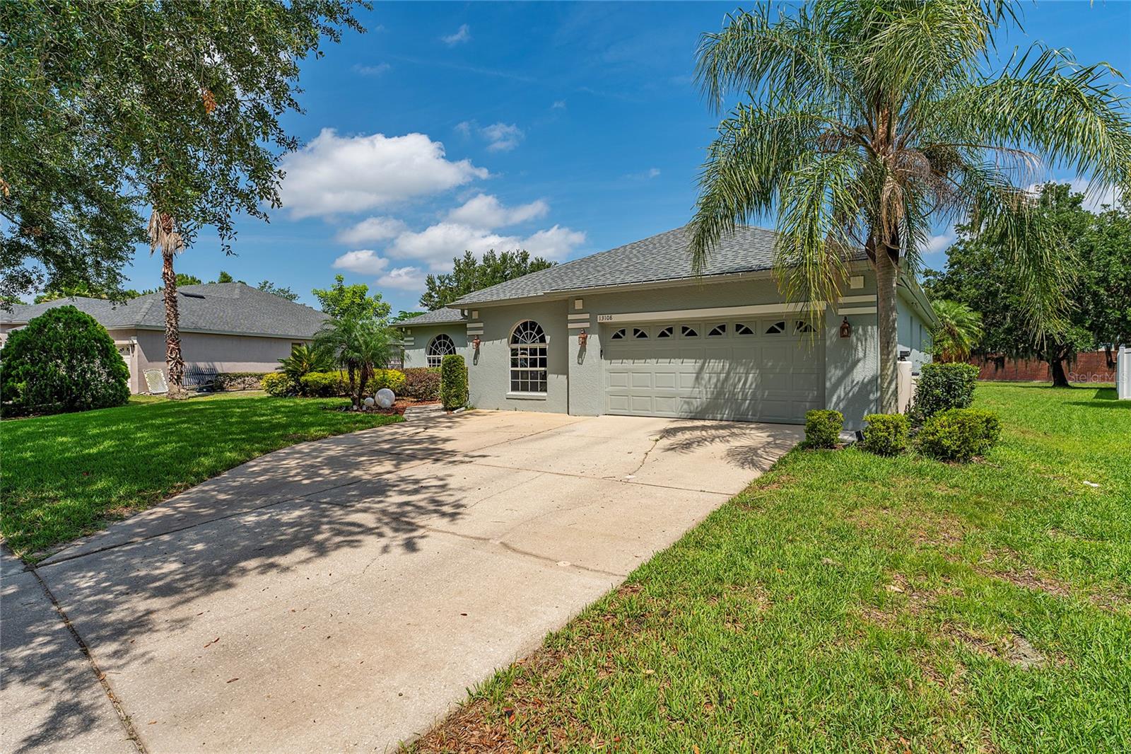 Image 3 of 48 For 13108 Lakeshore Grove Drive