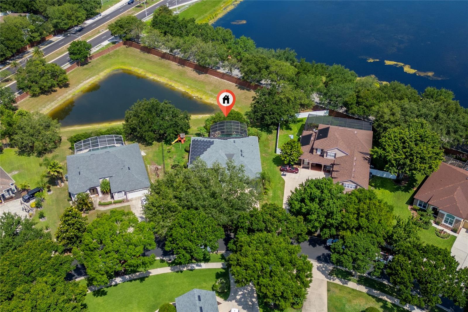 Image 5 of 48 For 13108 Lakeshore Grove Drive