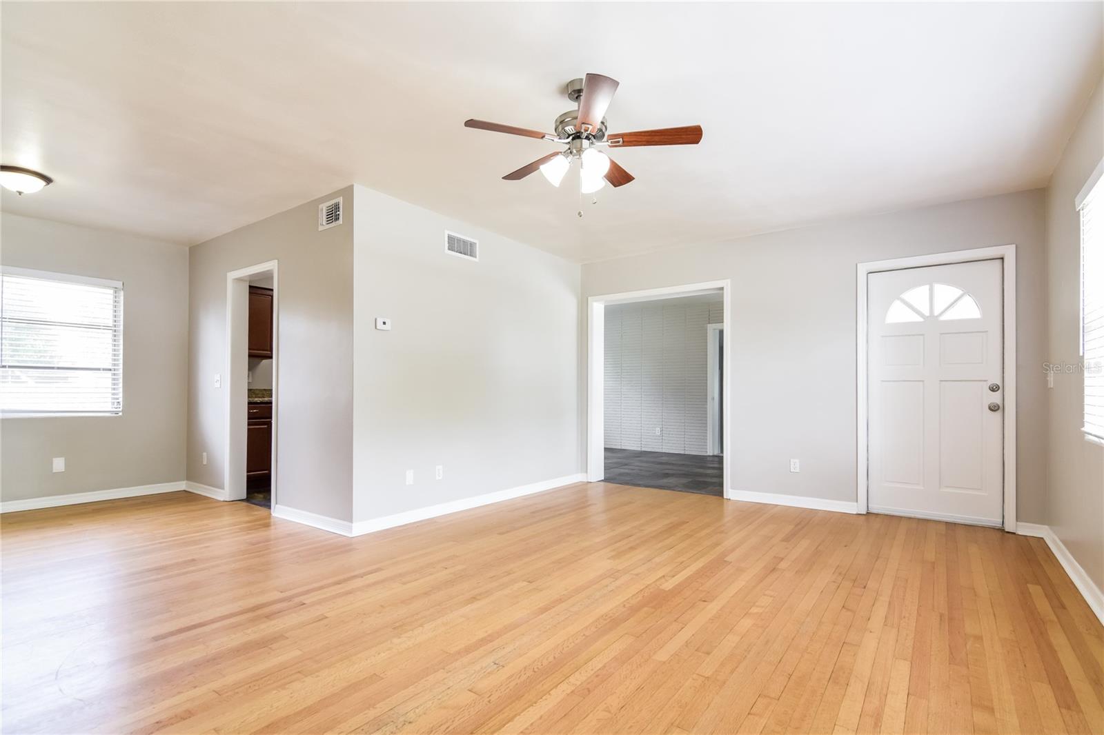 Image 4 of 16 For 1354 Whitacre Drive