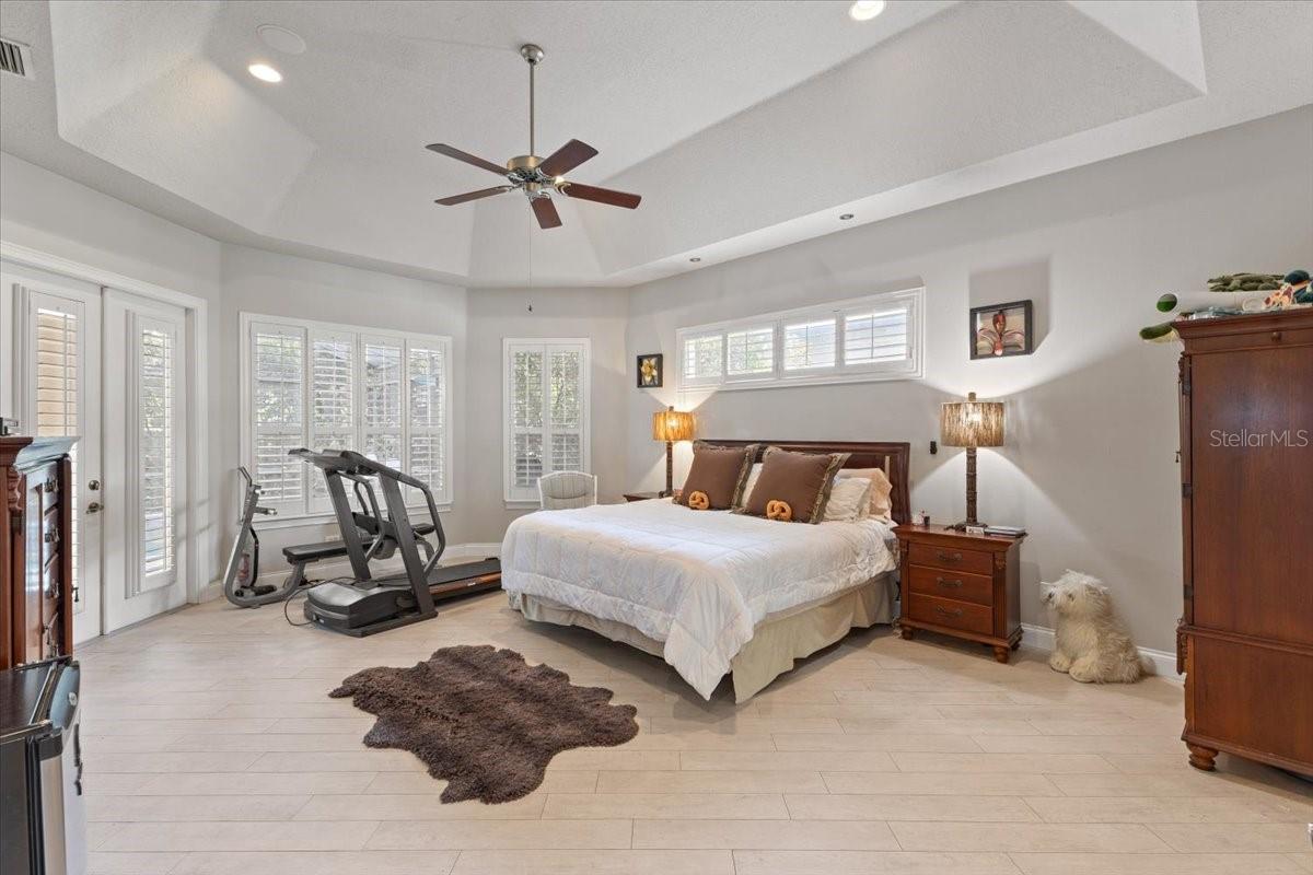 Image 11 of 36 For 2046 Westover Reserve Boulevard