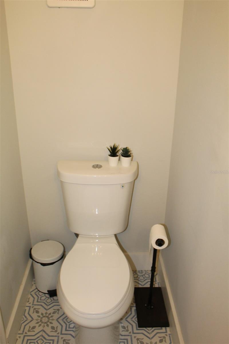 Image 13 of 28 For 3044 Oakland Forest Drive 2403