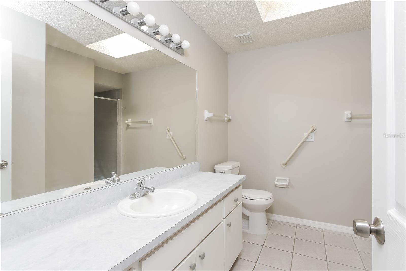 Image 10 of 16 For 5801 Pauma Place