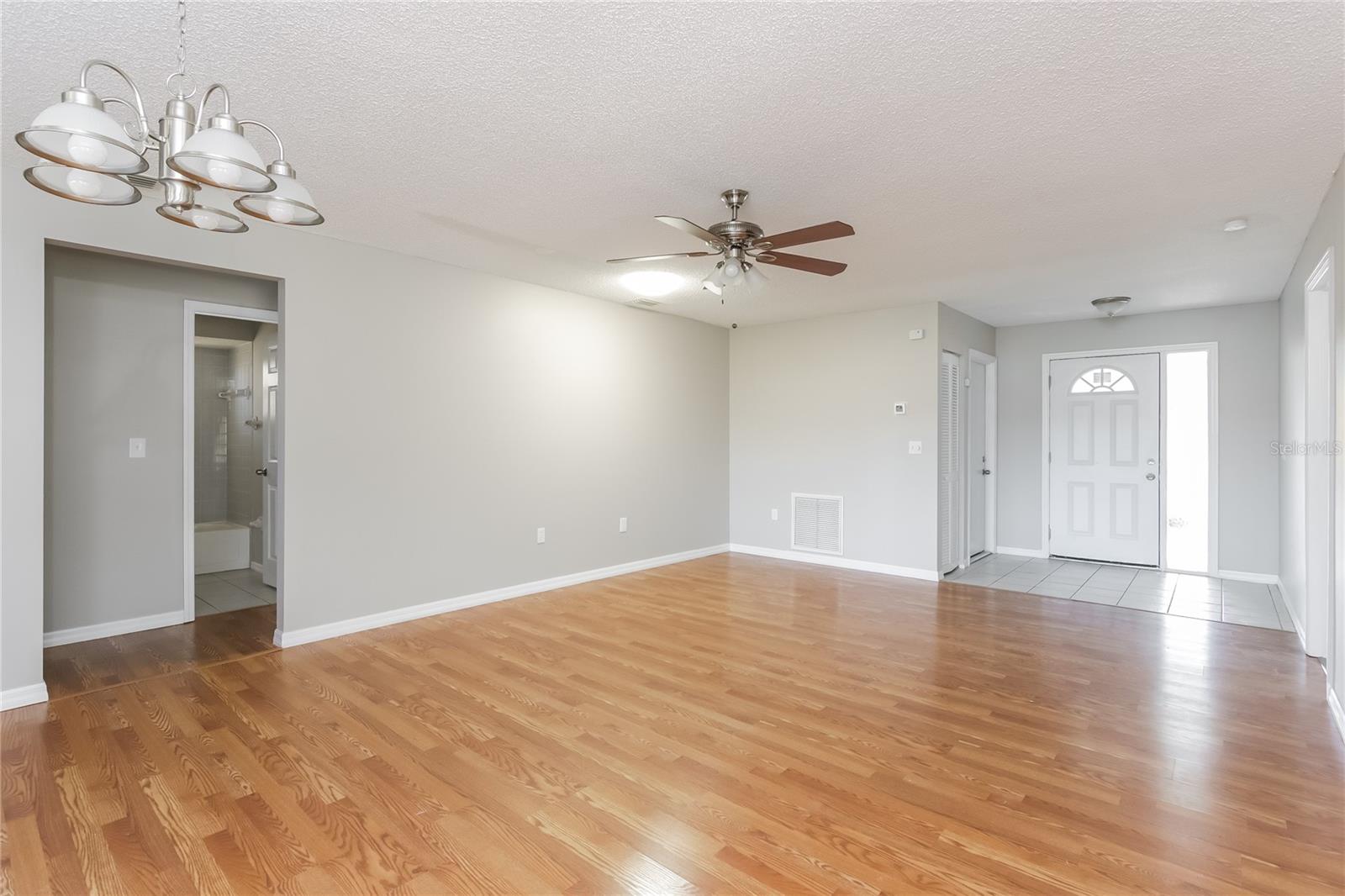 Image 4 of 16 For 5801 Pauma Place