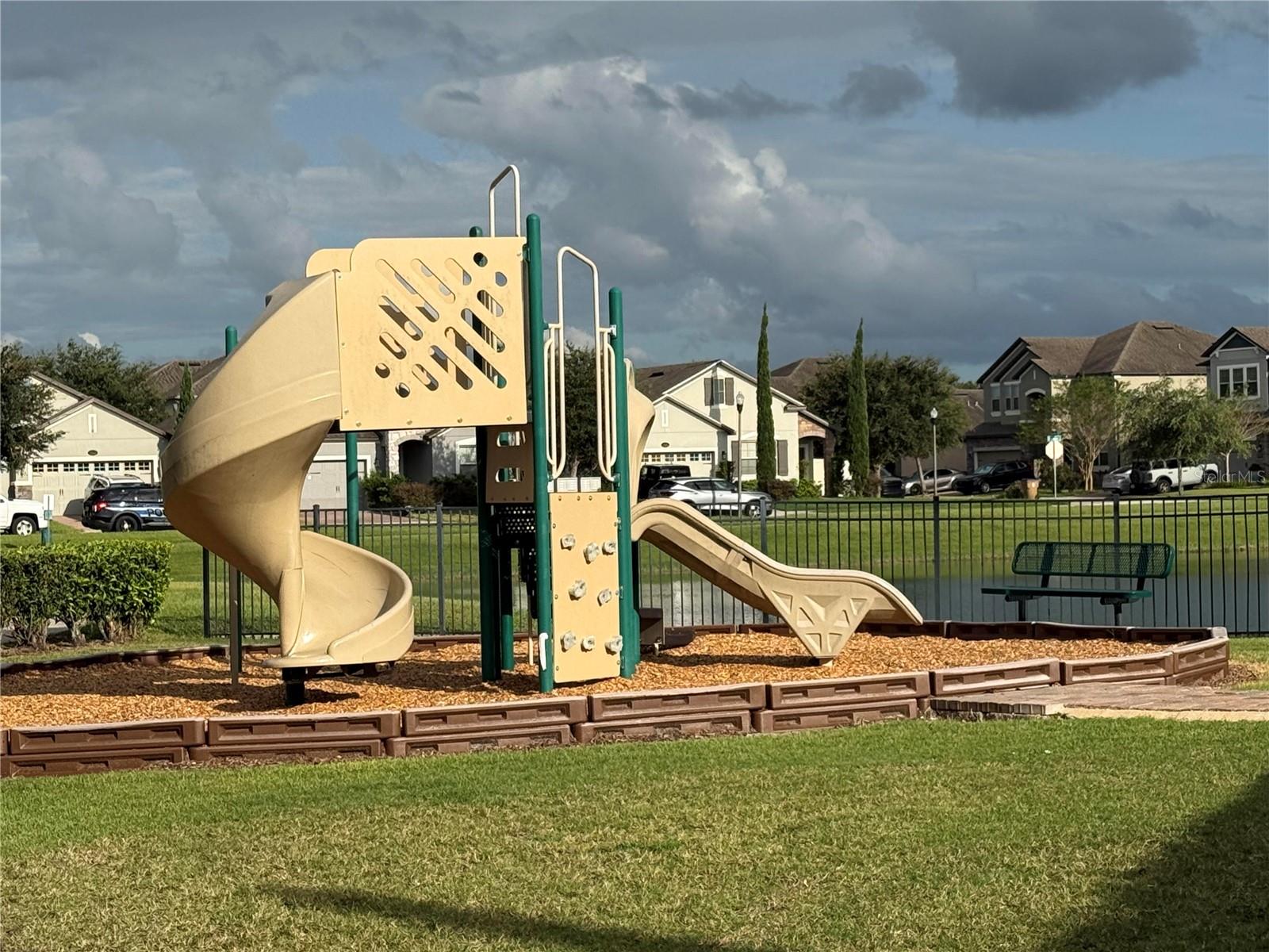 Image 47 of 51 For 5107 Appenine Loop W