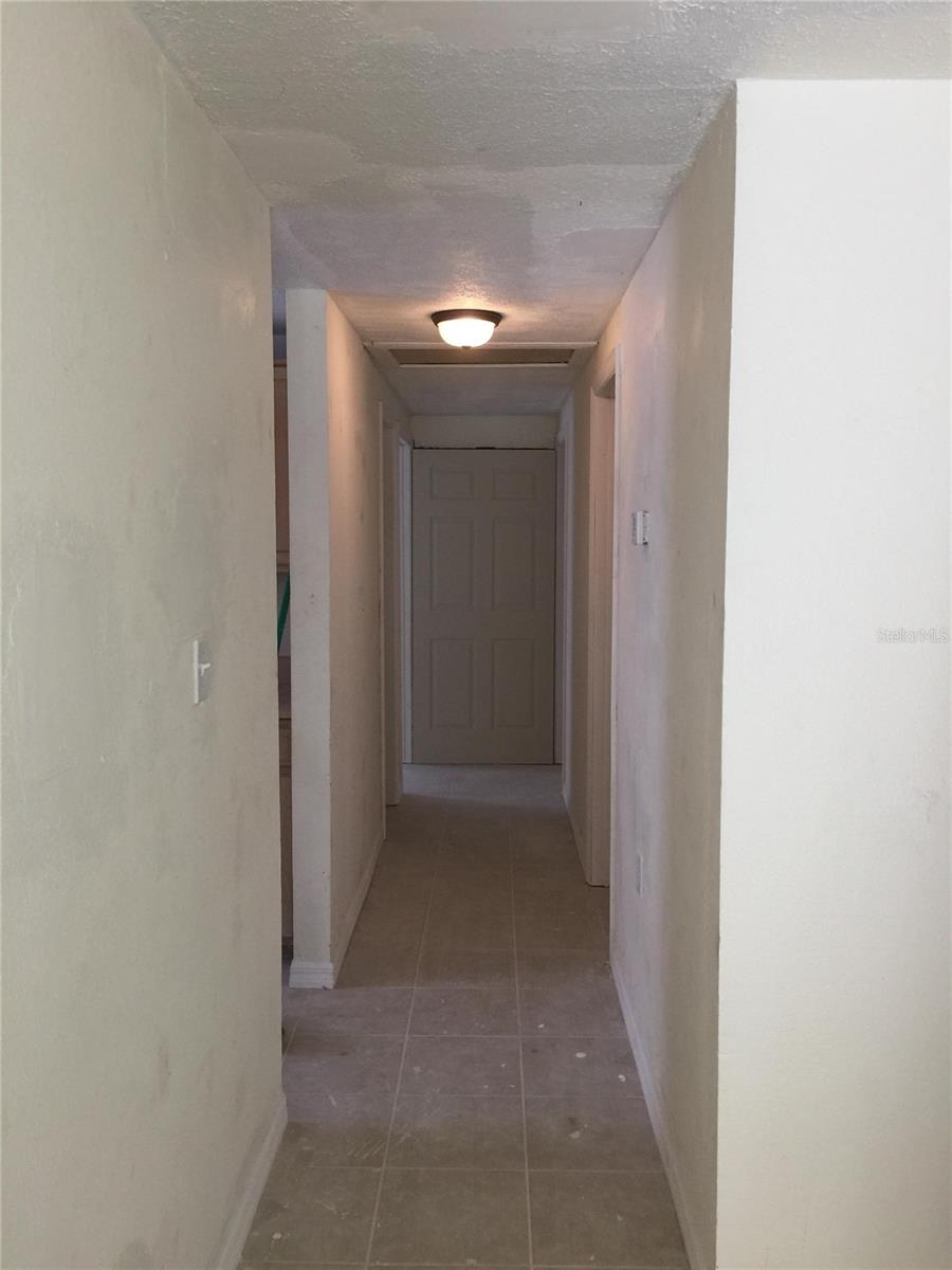 Image 4 of 10 For 1049 Terry Avenue