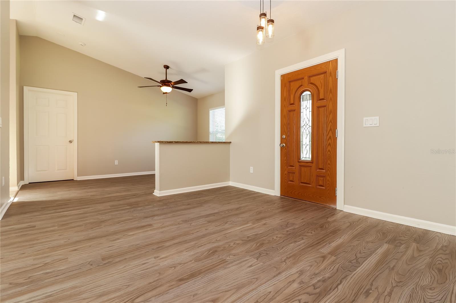 Image 4 of 16 For 1170 Lincoln Avenue