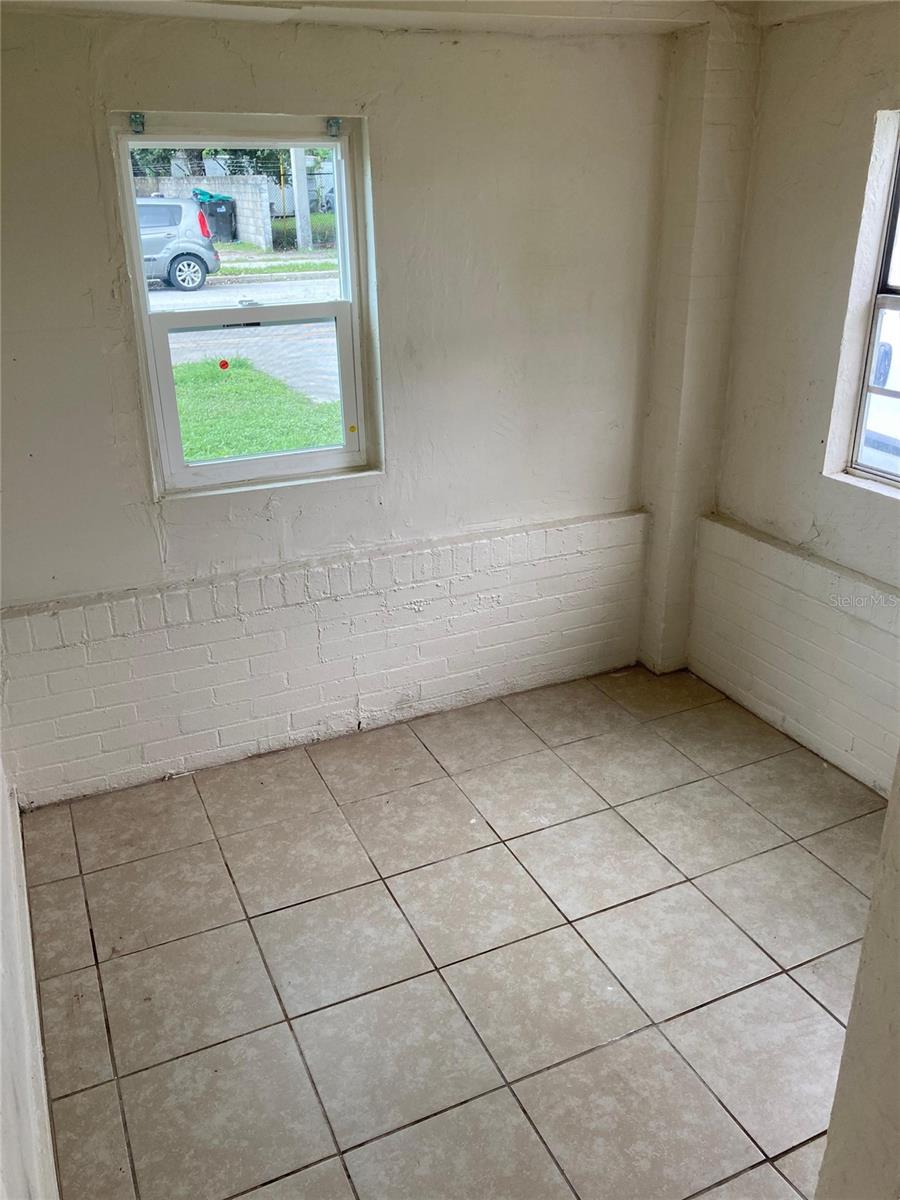Image 4 of 8 For 1261 23rd Street