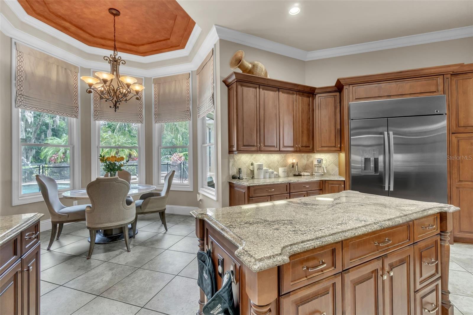 Image 14 of 93 For 9729 Lake Hugh Drive