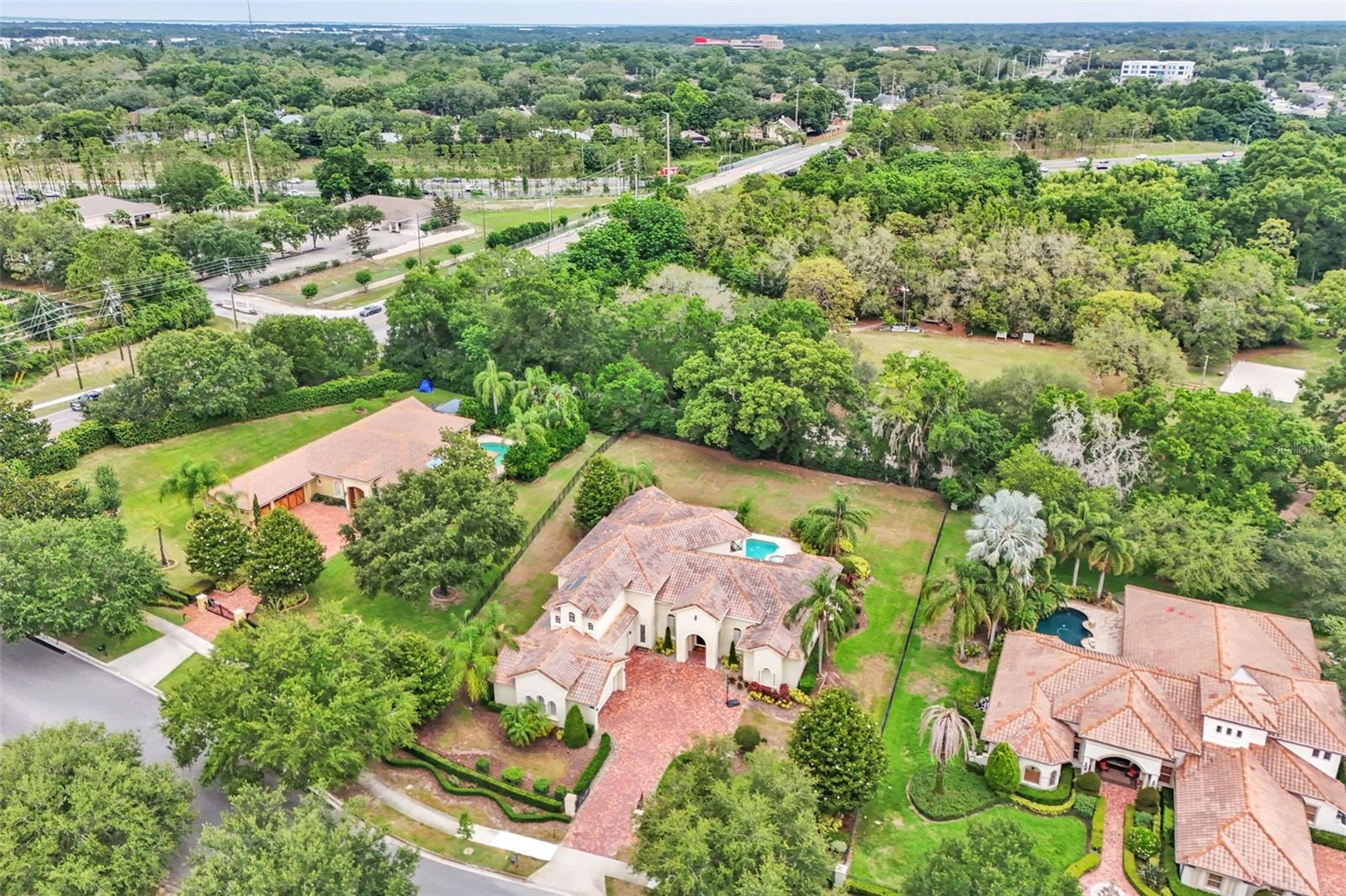 Image 84 of 93 For 9729 Lake Hugh Drive