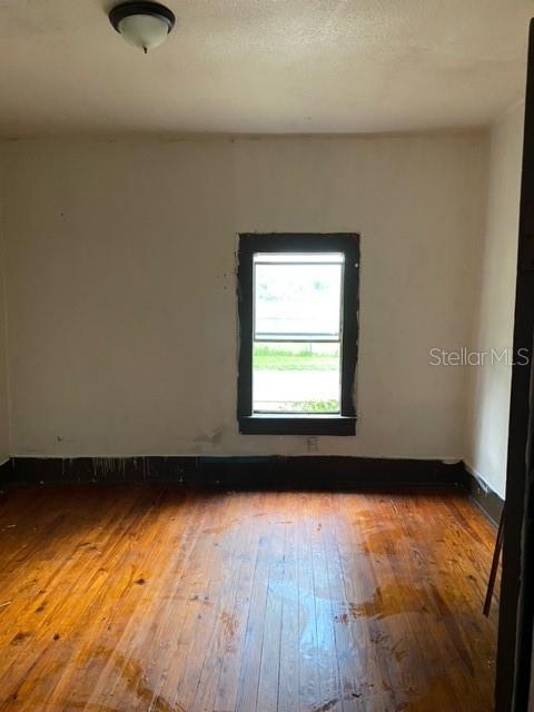 Image 2 of 5 For 1668 36th Street