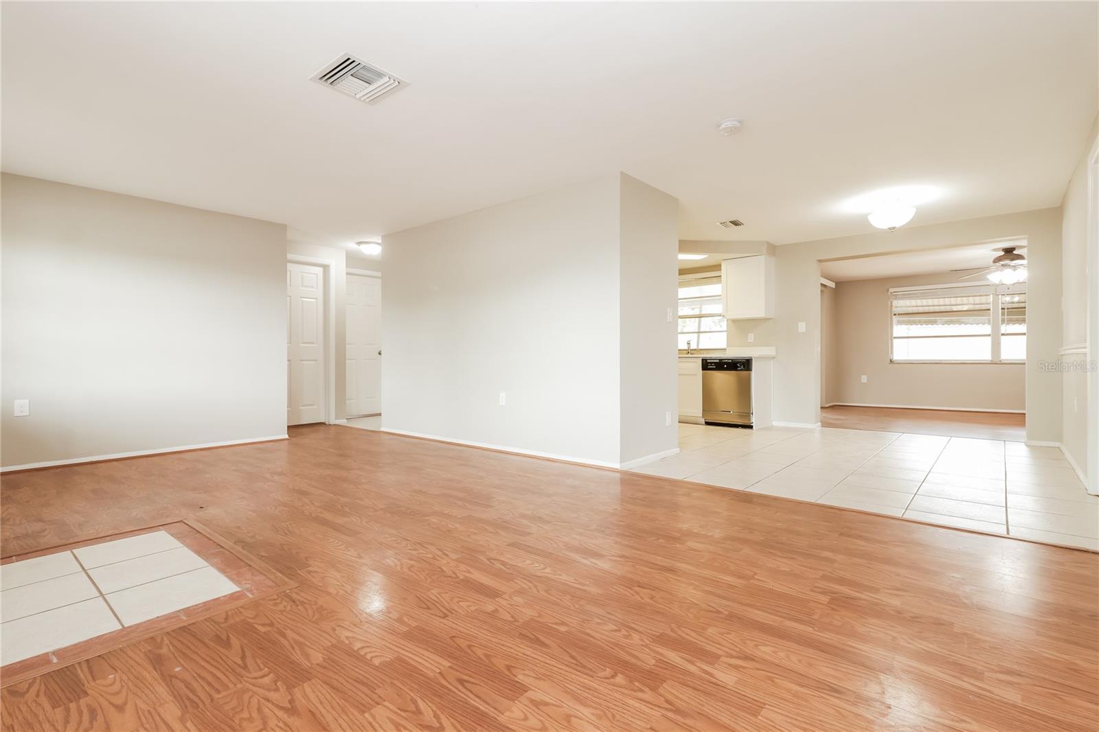 Image 4 of 16 For 1018 Prescott Lane