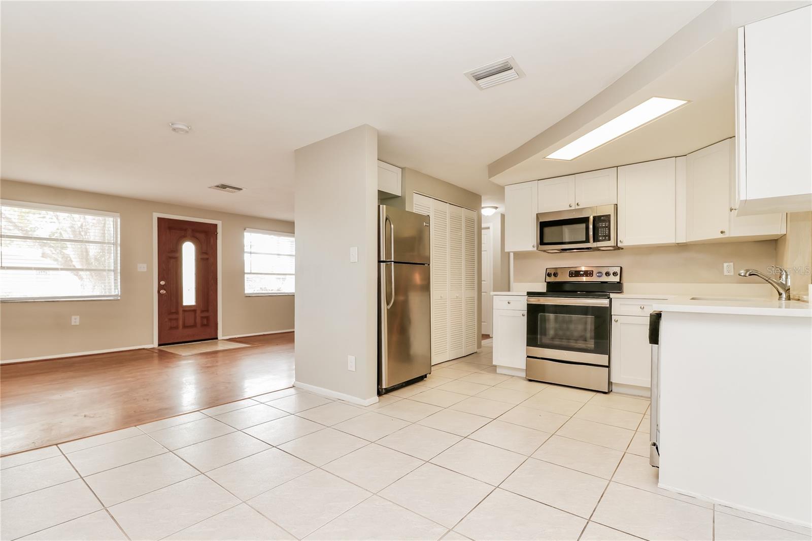 Image 6 of 16 For 1018 Prescott Lane